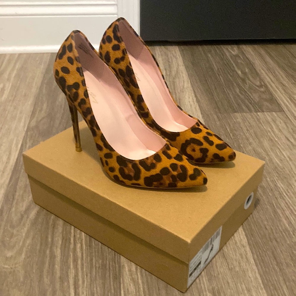 Like New! Elisabet Lang Leopard Heels